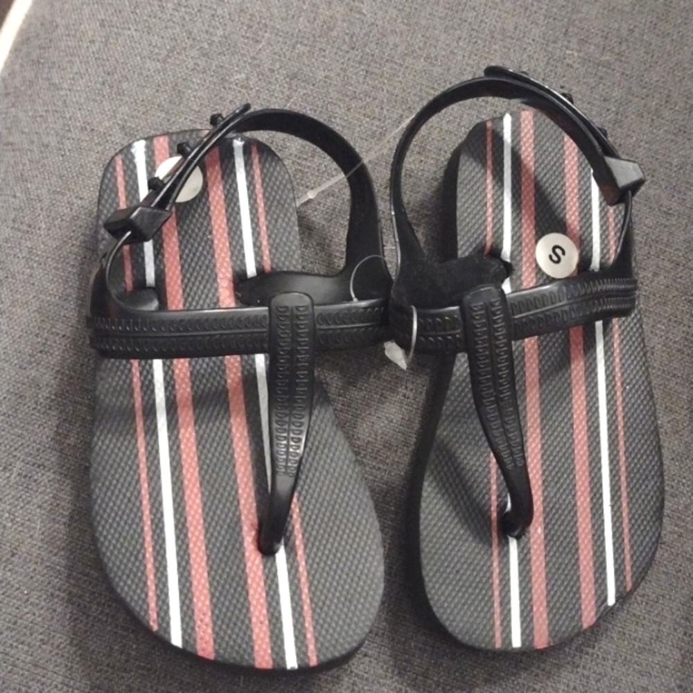 Boys Toddler Flip flops sandals size S
